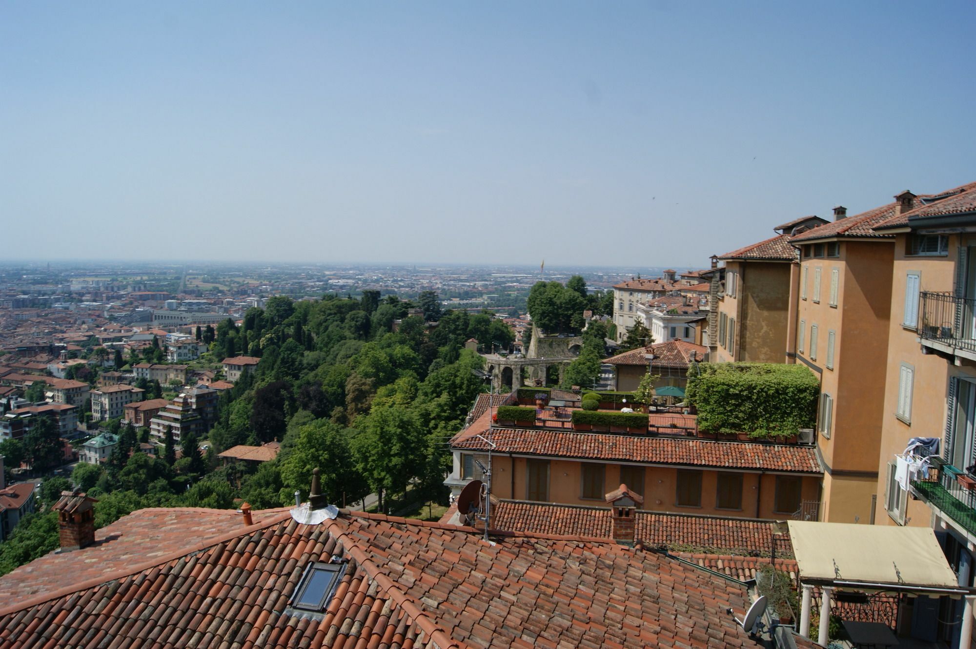 La Luna Blu In Old Town Bergamo Exterior photo