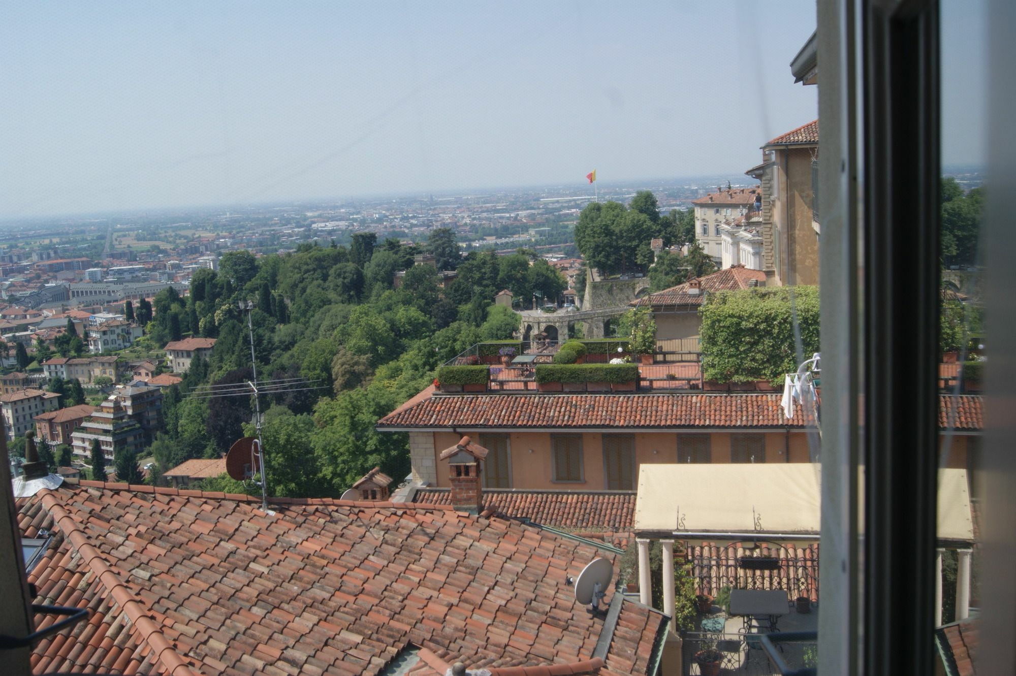 La Luna Blu In Old Town Bergamo Exterior photo
